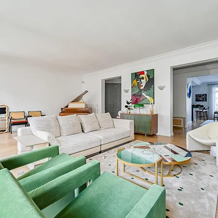 Elegant 170m2 Near Eiffel Tower Paris