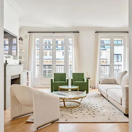 Elegant 170m2 Near Eiffel Tower Paris