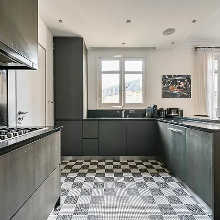Elegant 170m2 Near Eiffel Tower