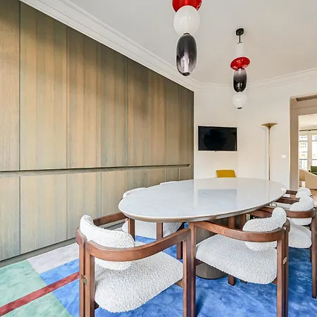 Apartment Gorgeous Eiffel Tower - Champs Elysees *